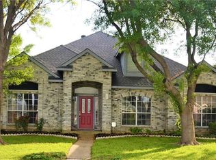 702 E Grubb Dr, Mesquite, TX 75149