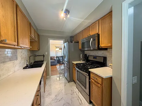 2505 Bonner St — Photo 6