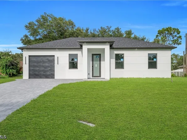 1718 Hibiscus Ave, Lehigh Acres, FL 33972