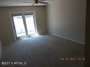 3rd image of 3135 E Hazelwood St
