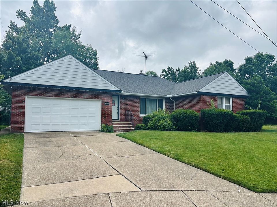 1st image of 24346 Paradise Ln