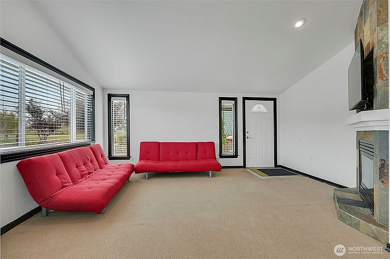 5th image of 4418 Sucia Drive