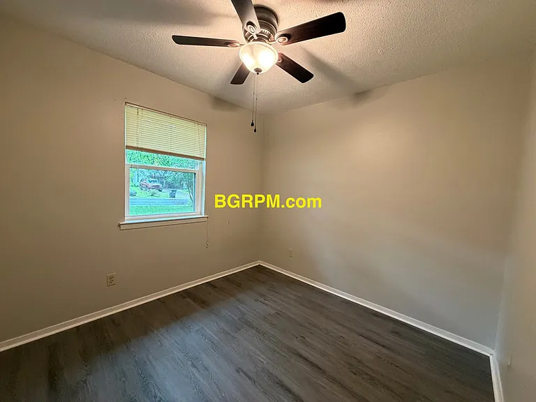 616 Lehman Dr — Photo 5
