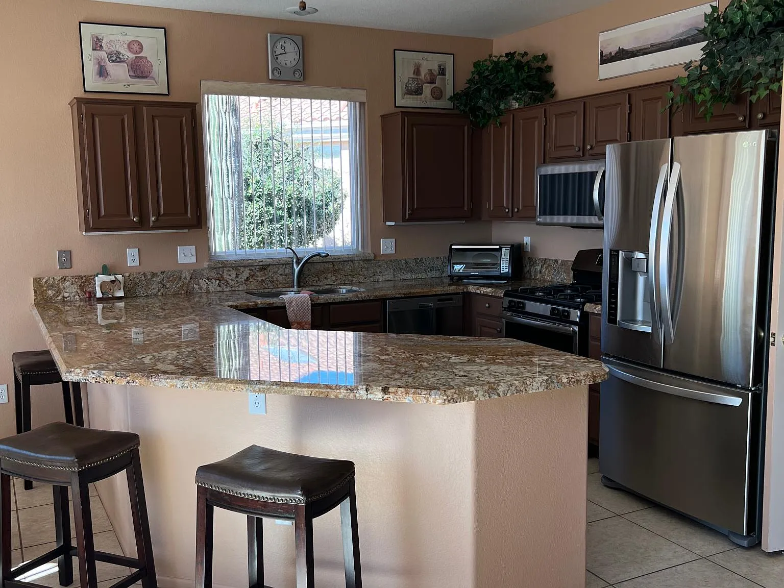 16033 W Sentinel Dr — Photo 2