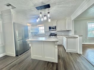 702 Marion St, Port Neches, TX 77651