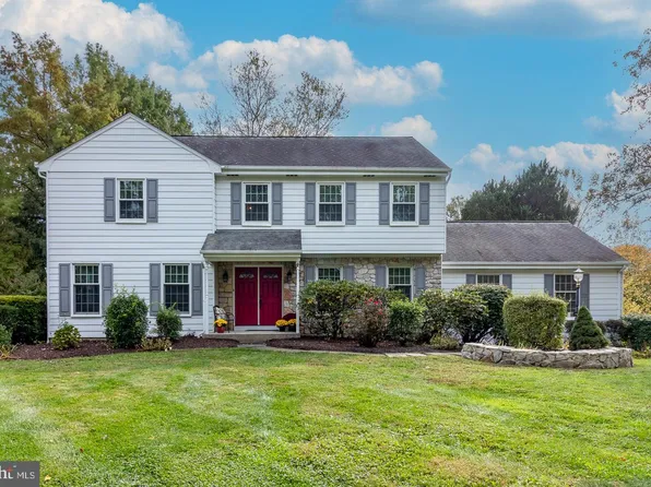 296 Longview Ln, Kennett Square, PA 19348