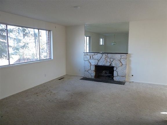 3rd image of 4935 W Allamar Dr