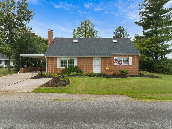 32 Beaver Creek Rd, Abbottstown, PA 17301