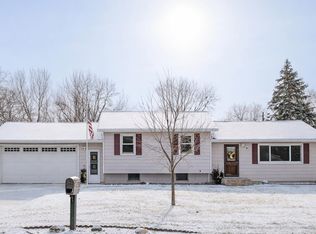 110 Suburban Dr, Norfolk, NE 68701