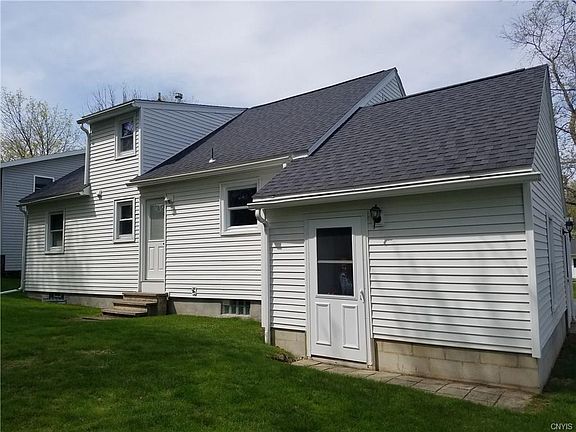2nd image of 1205 W High Ter