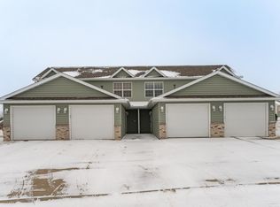 1813 Daniel Ln NE, Stewartville, MN 55976