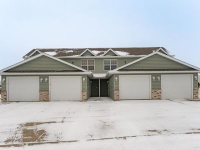 1813 Daniel Ln NE, Stewartville, MN, 55976
