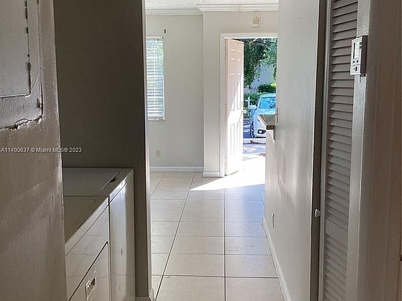 4th image of 4221 NW 115th Ave #4221
