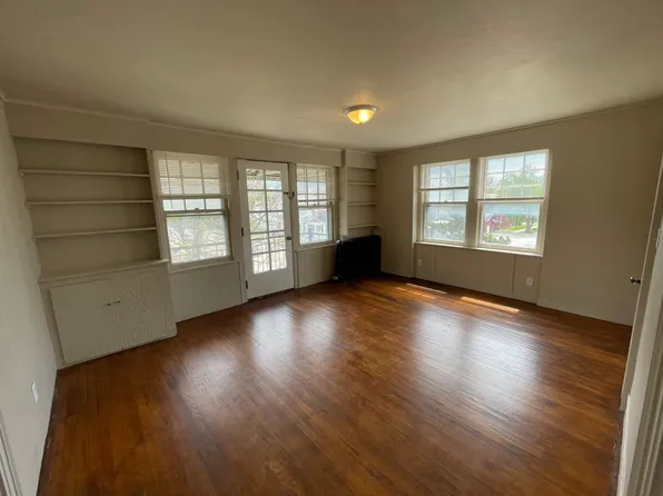 Rollins Apartments, 216 S Mulanix St APT 201, Kirksville, MO 63501