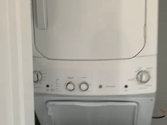 5th image of 1147 W Grand Ave #4F