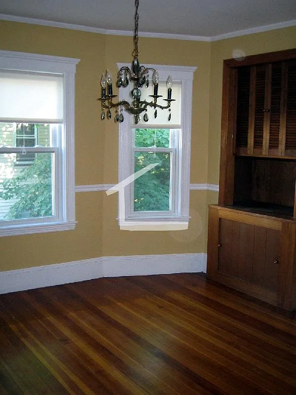 3 bed, 1.0 bath, $2,950 — Photo 3