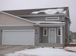2562 54 Ave S, Fargo, ND 58104