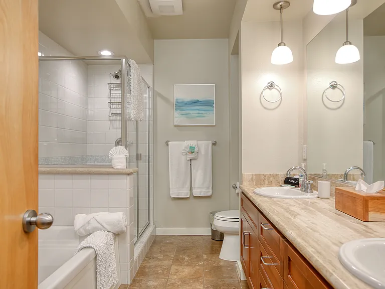 215 San Miguel St — Photo 15