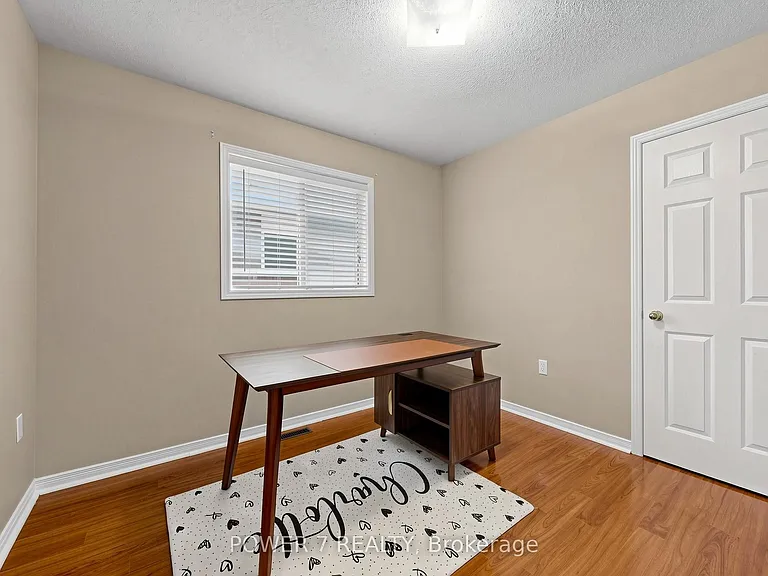 117 Saint Urbain Dr — Photo 31
