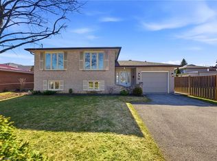 35 Bernard Ave, Brantford, ON N3R7K7