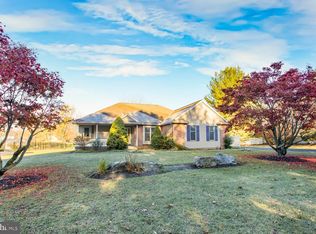 380 Koser Rd, Lititz, PA 17543