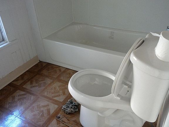 5th image of 88 Wohlers Ave