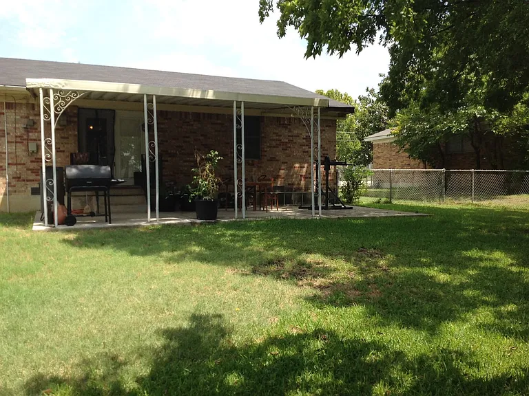 904 E Jasper Dr — Photo 6