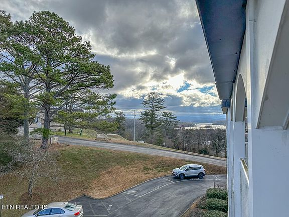 2nd image of 5709 Lyons View Pike APT 1305