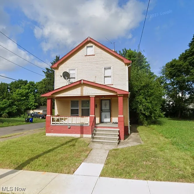 3974 E 121st St photo 1