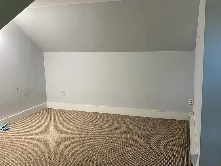 17 Oak Ct #4 — Photo 10