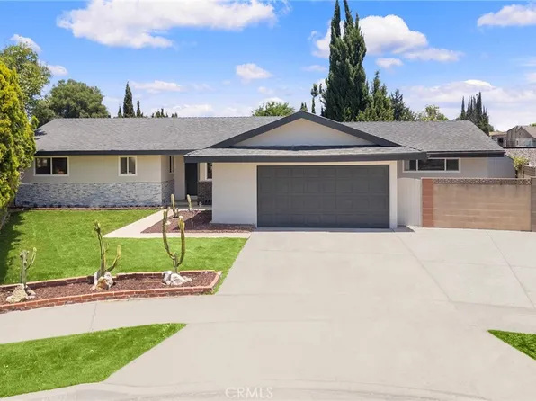 2621 N Ashwood St, Orange, CA 92865