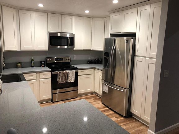 2nd image of 23 Farallon Cir