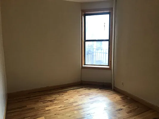 Rented by null | media 15