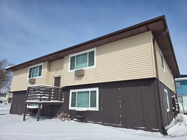 2901 9th St, Marion, IA 52302