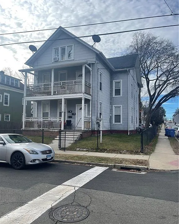 64 S 1st St #3