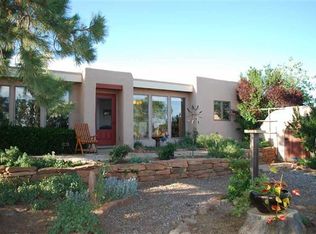 1 Demas Rd, Santa Fe, NM 87508