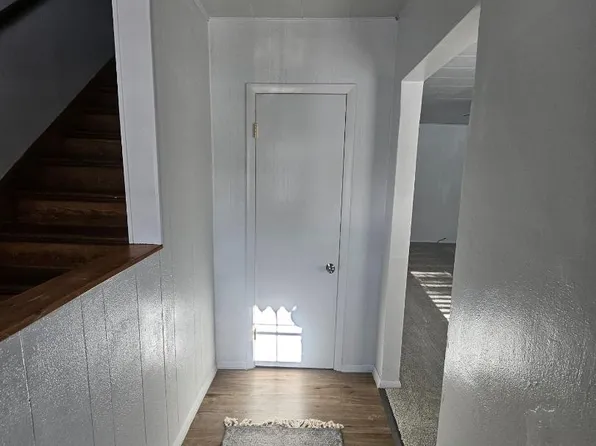 370 Ahnaip St, Menasha, WI 54952