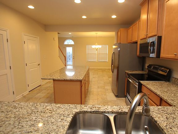 5th image of 18946 Timbercreek Dr