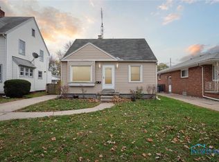 35 W Capistrano Ave, Toledo, OH 43612