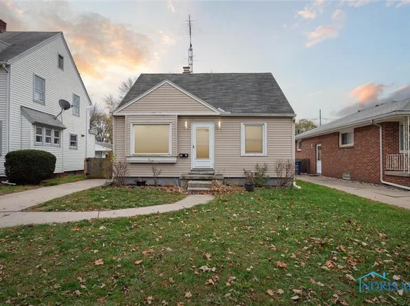 35 W Capistrano Ave, Toledo, OH 43612