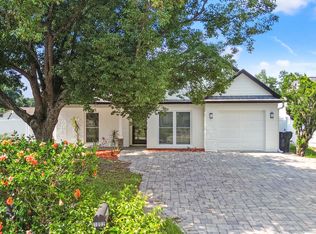 1002 Pleasant Pine Ct, Valrico, FL 33596