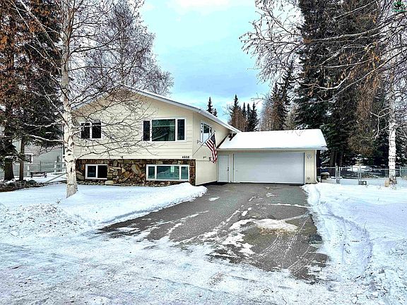 2nd image of 4608 Stanford Dr