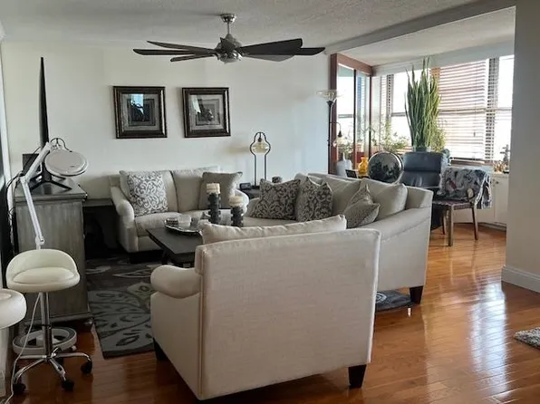 7000 Blvd East image 9 of 42