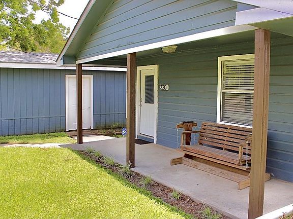 4th image of 220 W Lakeview Wood