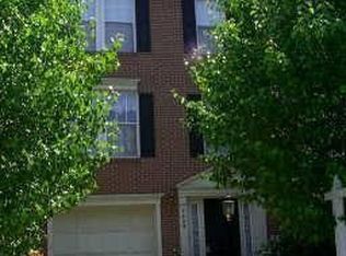 7429 Gadsby Sq, Alexandria, VA 22315