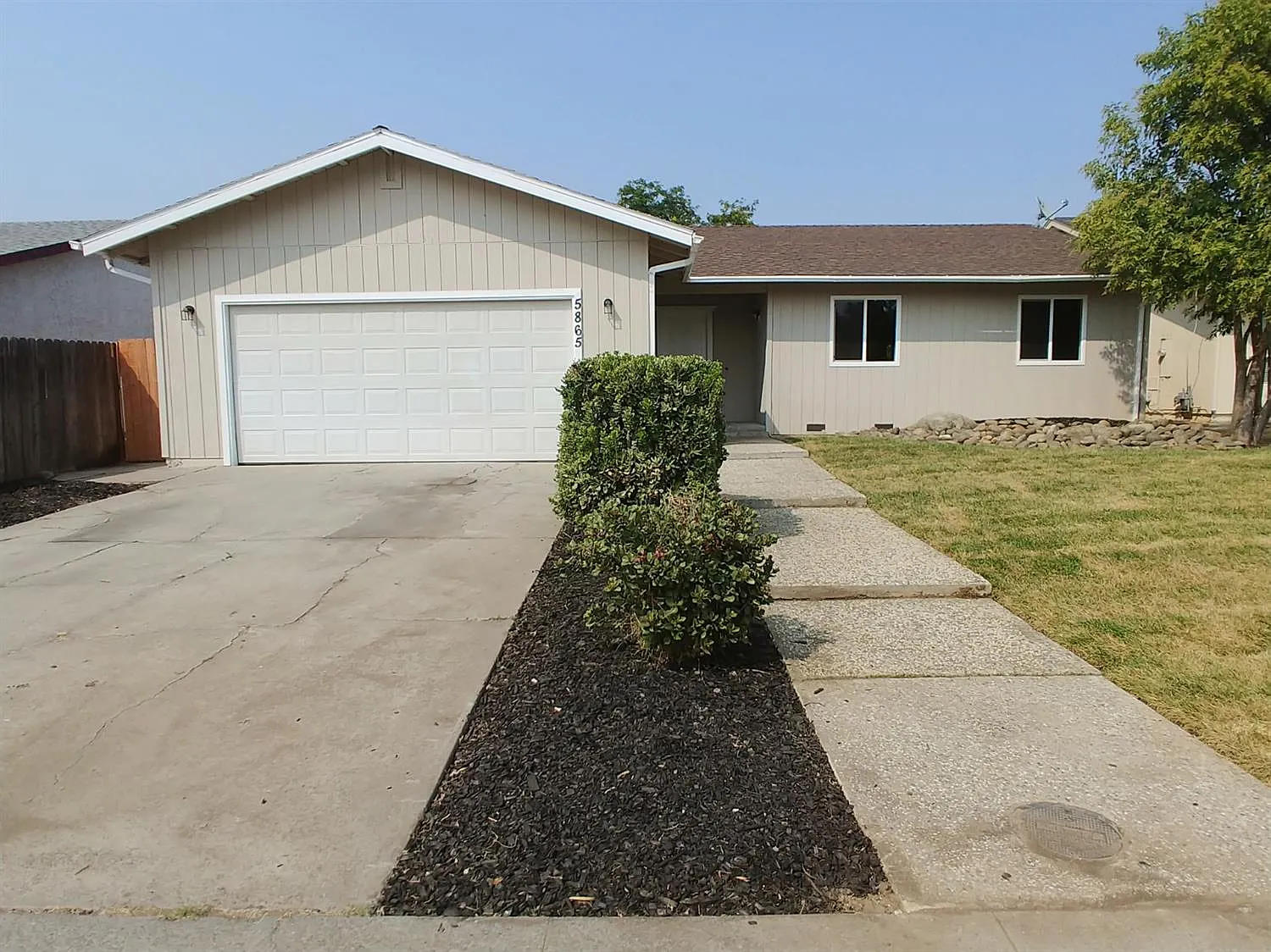 5865 Ehrhardt Ave photo 1