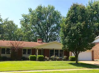 2810 Firelight Dr, Saint Louis, MO
