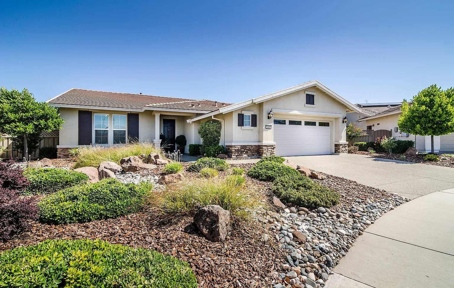 3065 Black Hawk Ln photo 1