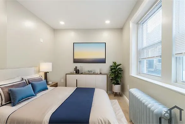Studio, $1,080 — Photo 1