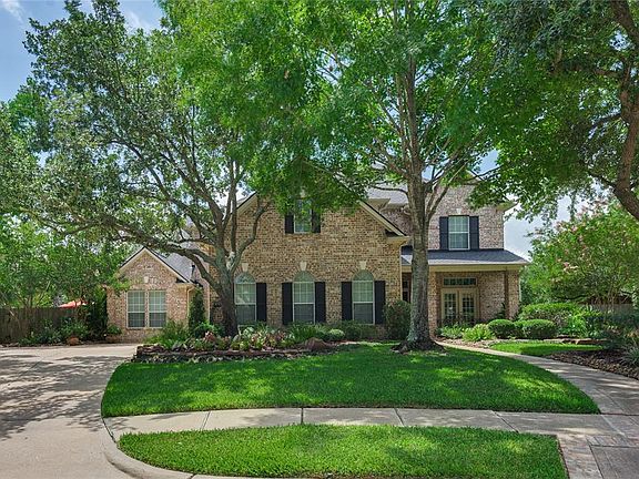 2nd image of 13803 Claymont Hill Dr